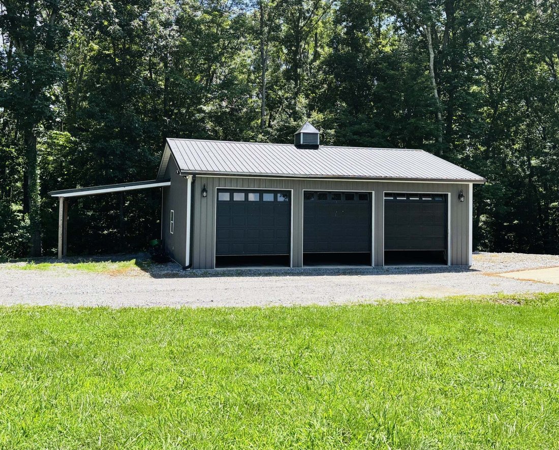 House in Cunningham, Tennessee, United States 2 - 18568965