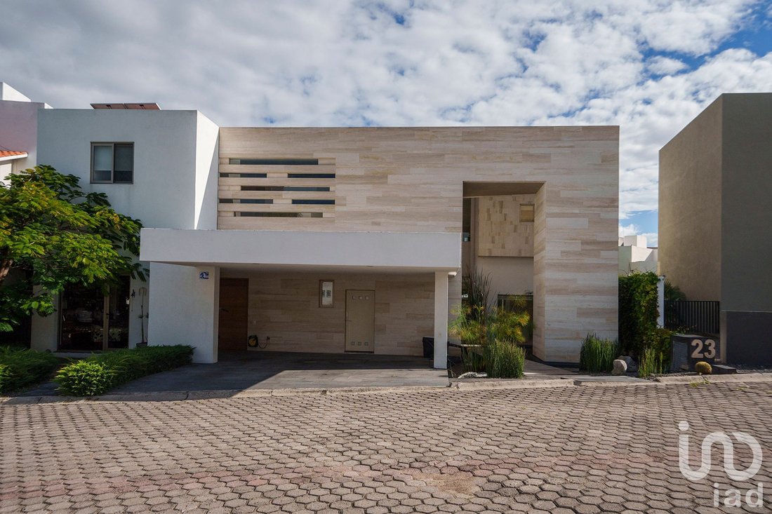 House in Juriquilla, Querétaro, Mexico 1 - 18567805