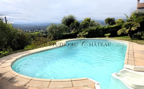 House in Val Fleuri-Montaleigne, Cagnes-sur-Mer, France 1