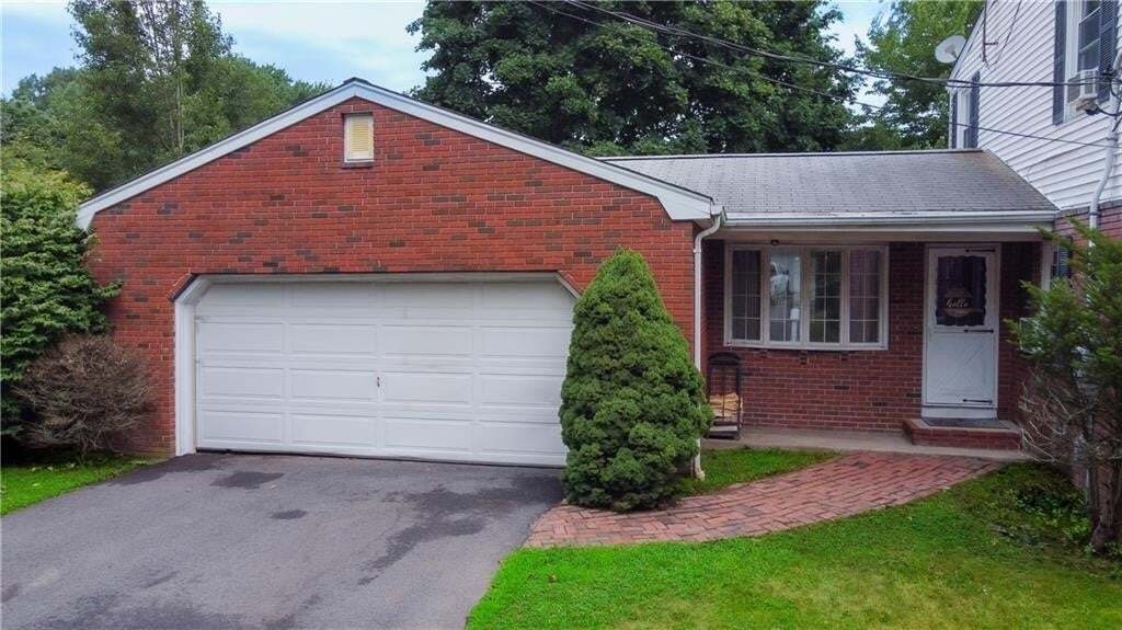 House in Somerset, Massachusetts, United States 3 - 18567142