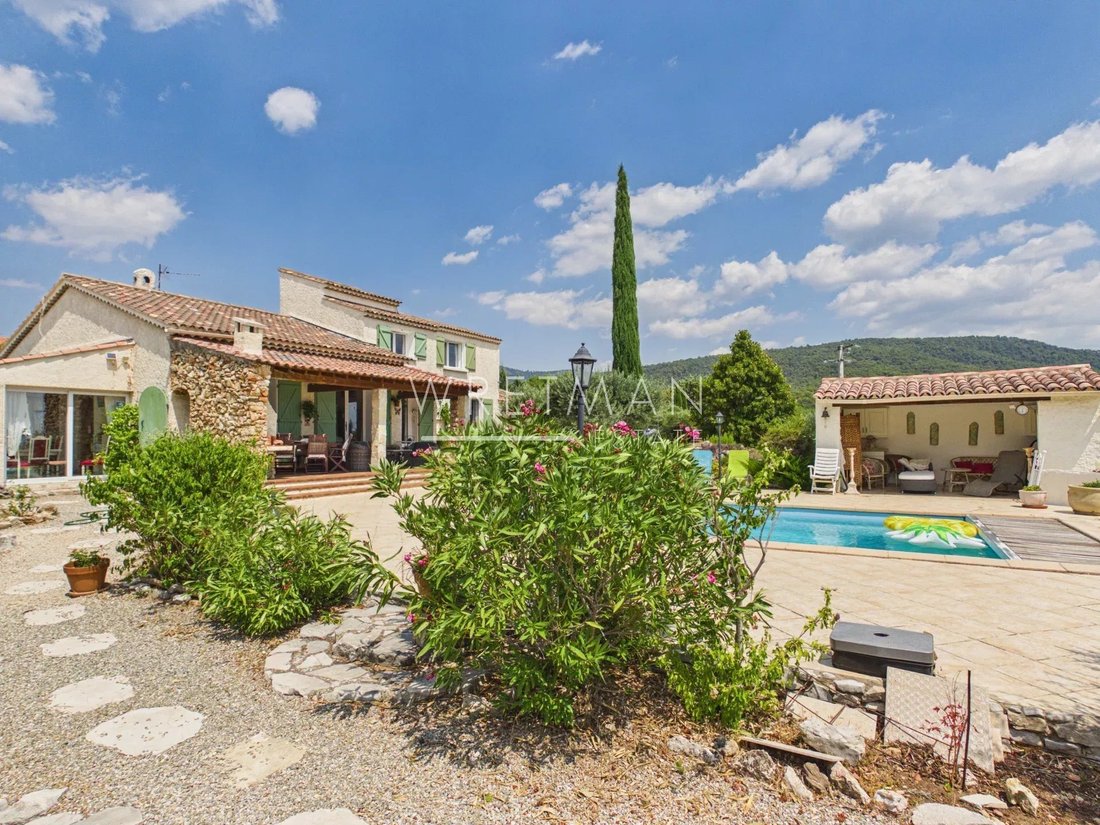 Villa in Aups, Provence-Alpes-Côte d'Azur, France 2 - 18573420