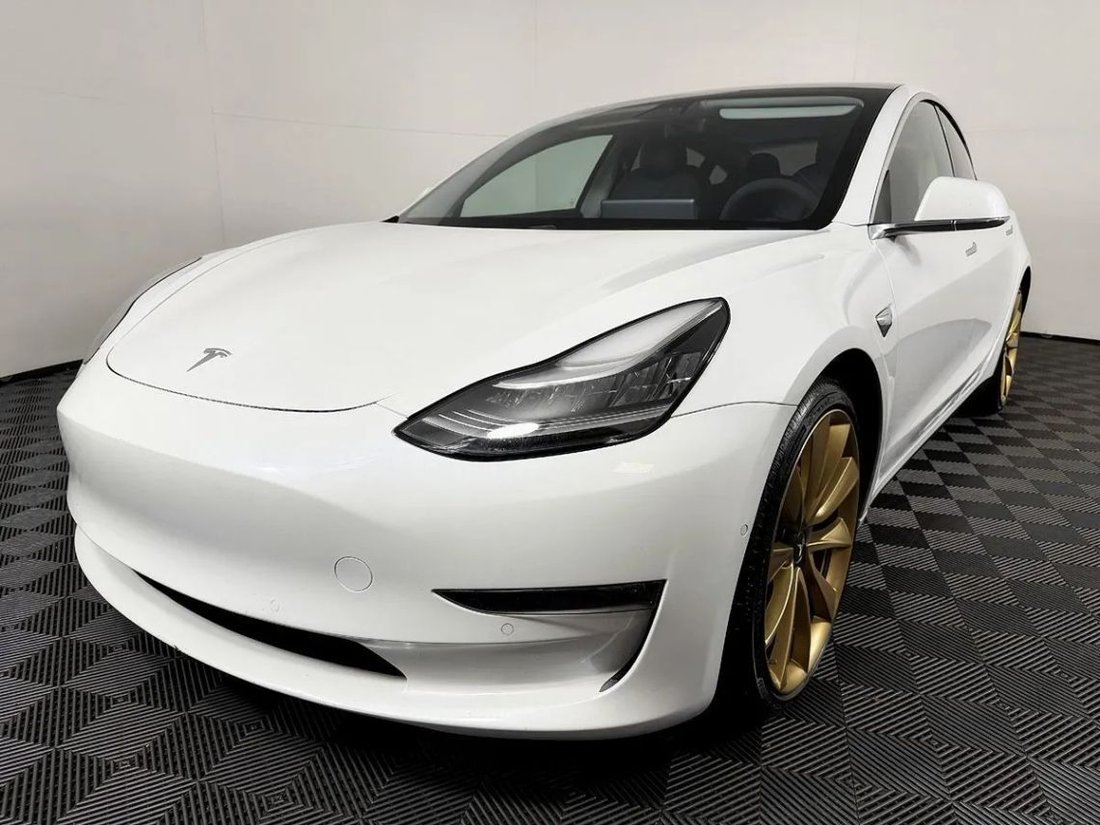 Sedan in Lynnwood, WA, United States 3 - 18569791