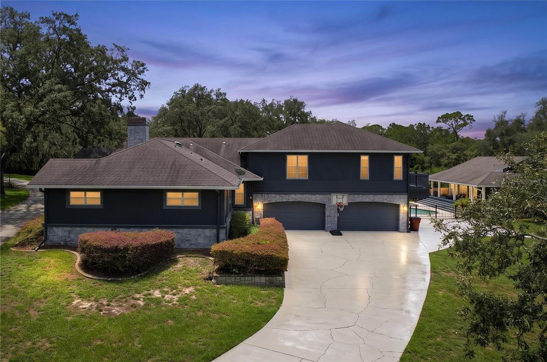 House in Tarpon Springs, Florida, United States 3 - 18567273