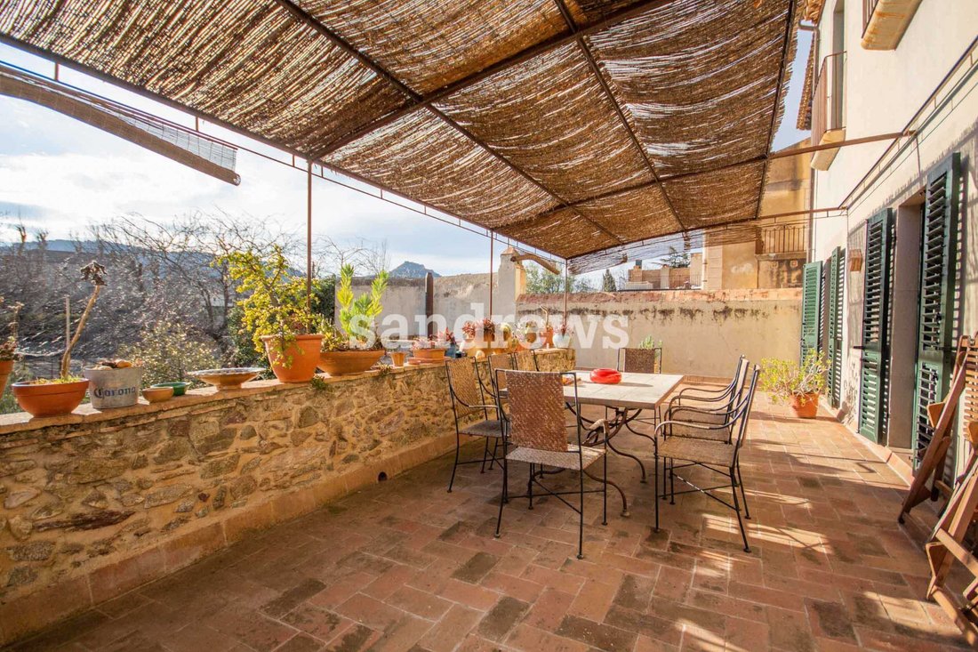 Townhouse in Darnius, Catalonia, Spain 3 - 18351075