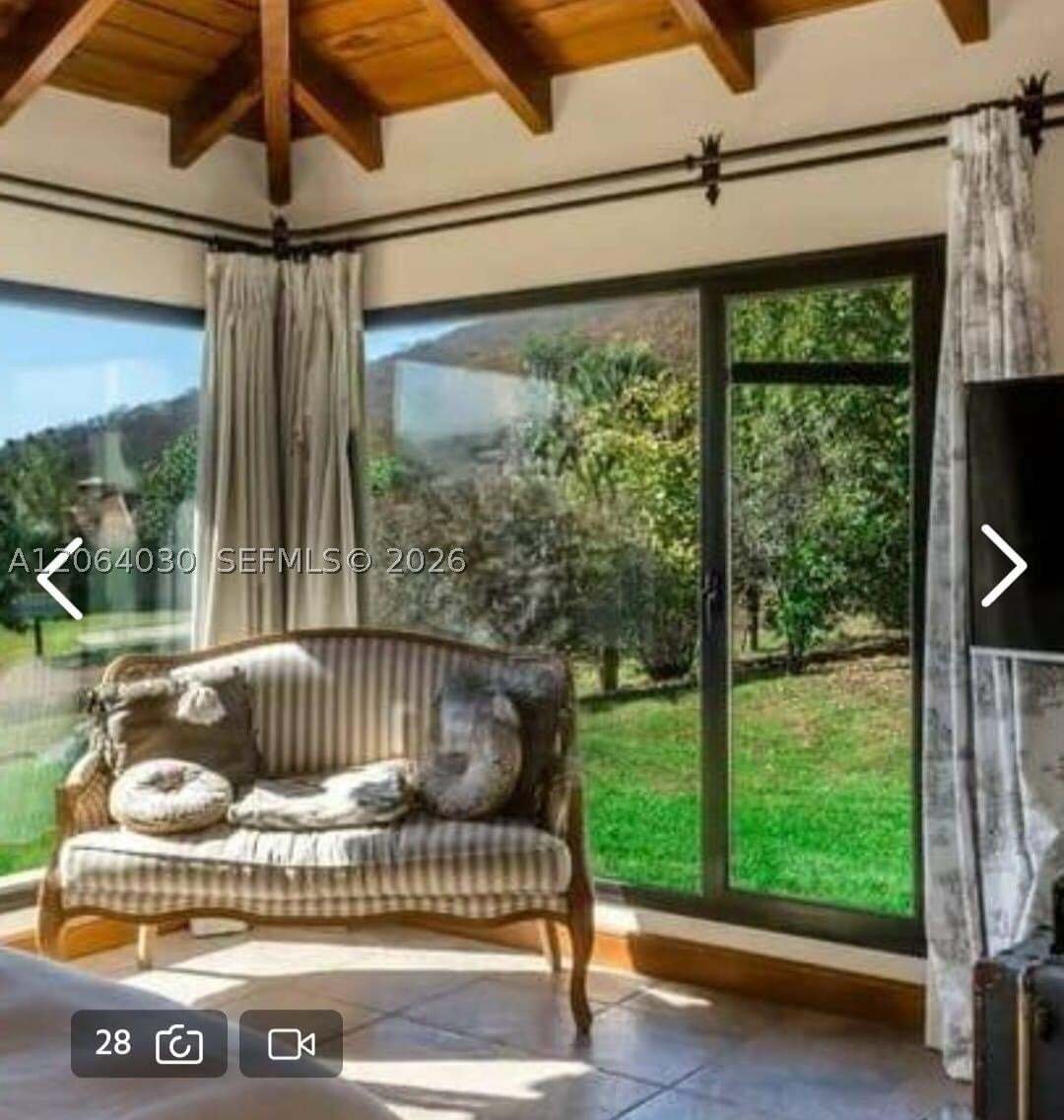 House in Argentina 1 - 18573486