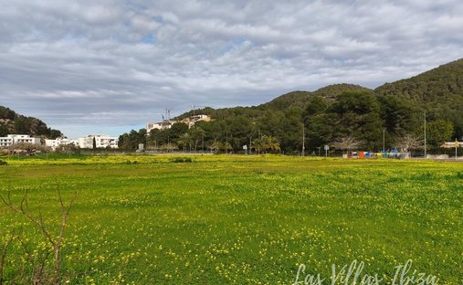 Land in Sant Joan de Labritja, Balearic Islands, Spain 1
