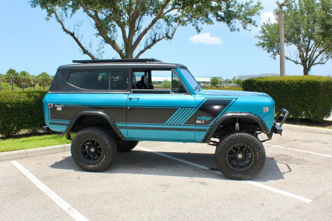 Suv in Sarasota, FL, United States 4 - 18568201