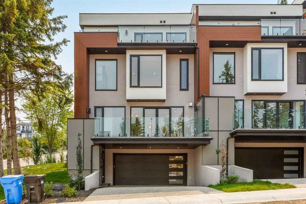 House in Calgary, Alberta, Canada 1 - 18570084