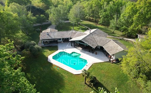 Estate in Chante Cigale, Gujan-Mestras, France 1