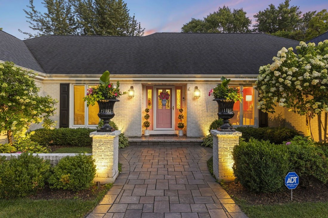House in Naperville, Illinois, United States 3 - 18570107