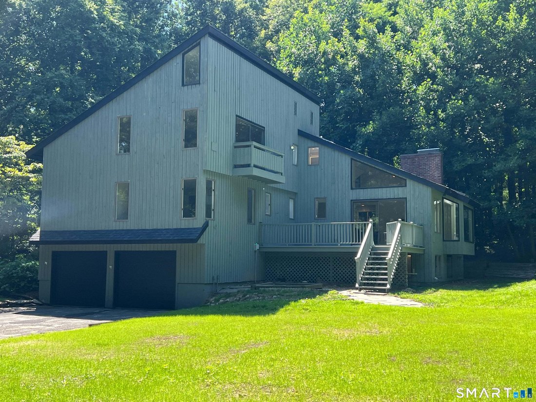 House in Simsbury, Connecticut, United States 3 - 18545528