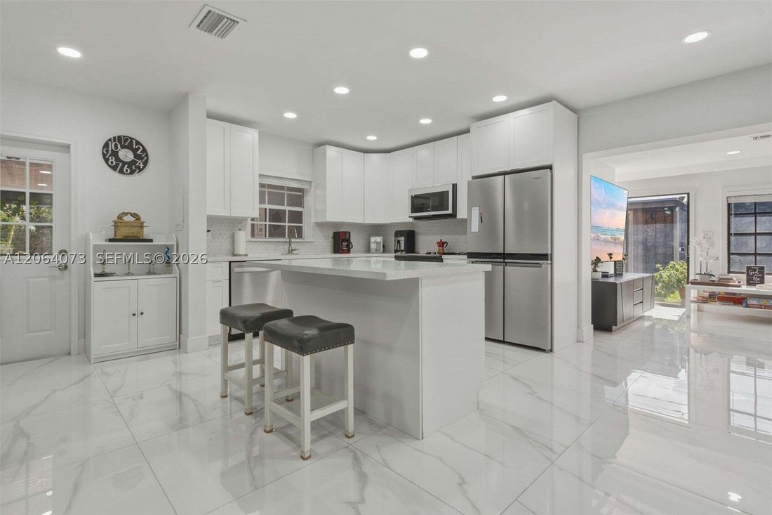 House in Hialeah, Florida, United States 2 - 18573466