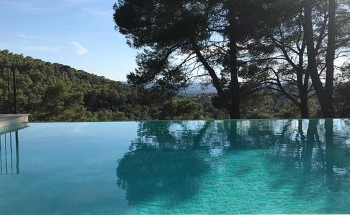 House in Est, Lorgues, France 1