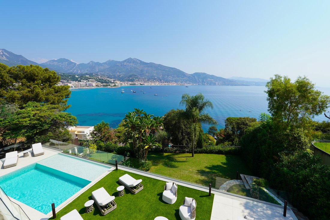 Villa in Village-Cros de Caste-Coupiere-Mont Gros, Roquebrune-Cap-Martin, France 3 - 18566221
