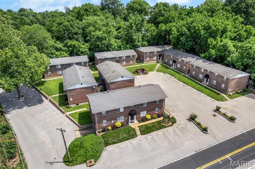 Apartment in Bellefontaine Neighbors, Missouri, United States 1 - 18573316