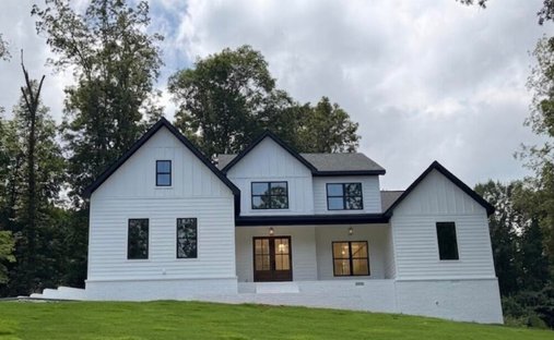 House in Harrison, Tennessee, United States 1