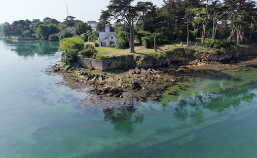 House in Étel, Brittany, France 1