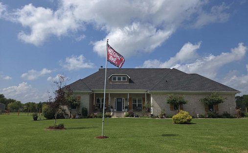 House in Castalian Springs, Tennessee, United States 1