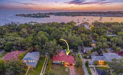 House in St. Petersburg, Florida, United States 1