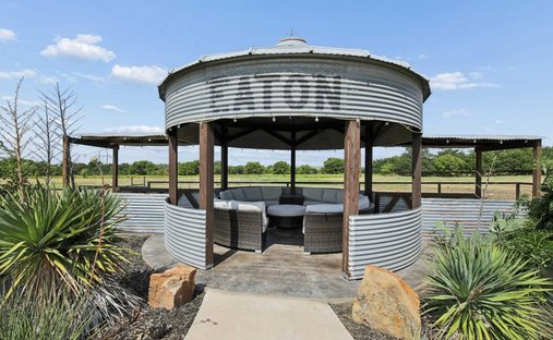 House in Valley View, Texas, United States 1