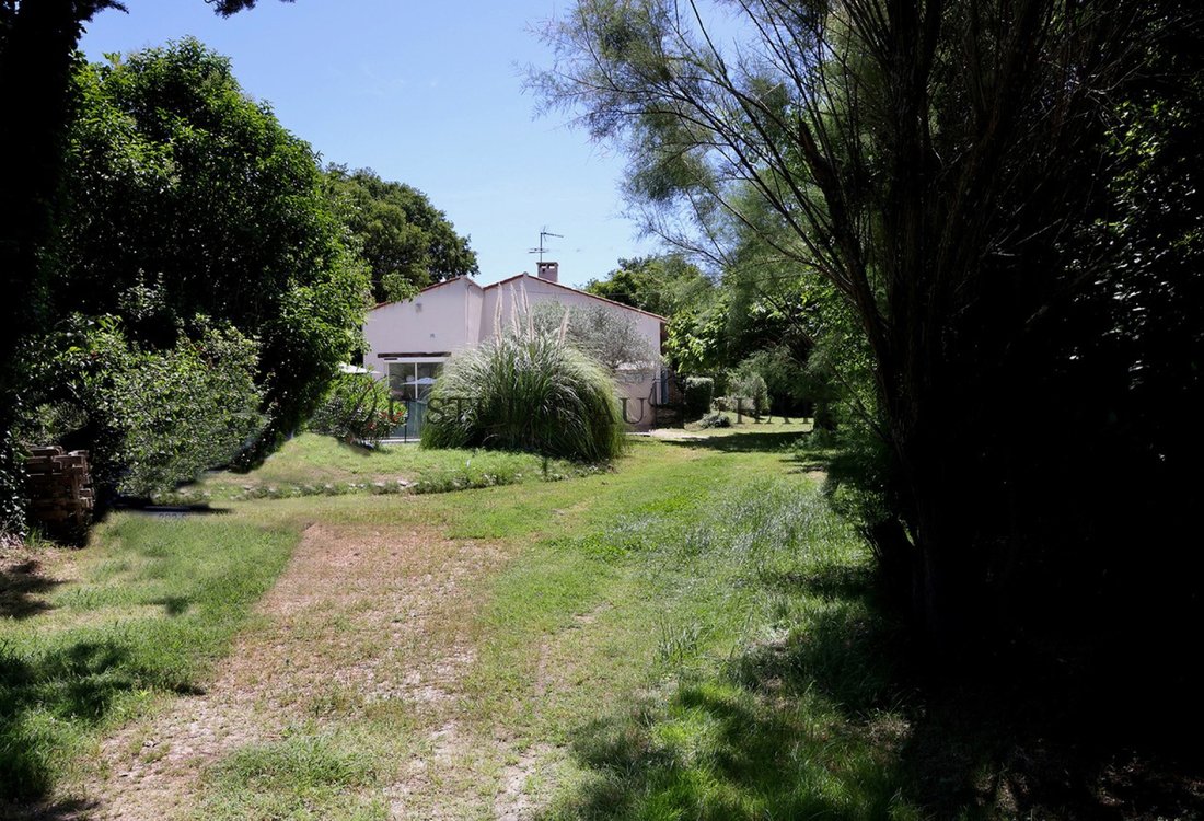 House in Ventabren, Provence-Alpes-Côte d'Azur, France 1 - 18567514
