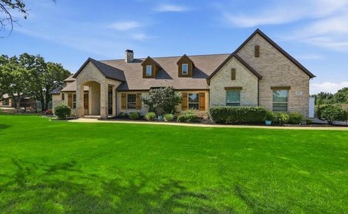 House in Lantana, Texas, United States 1