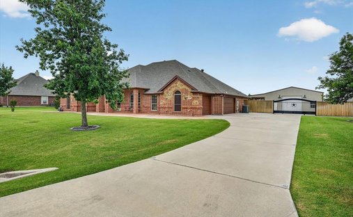 House in Northlake, Texas, United States 1