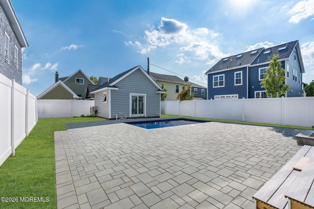 House in Asbury Park, New Jersey, United States 2 - 17539637