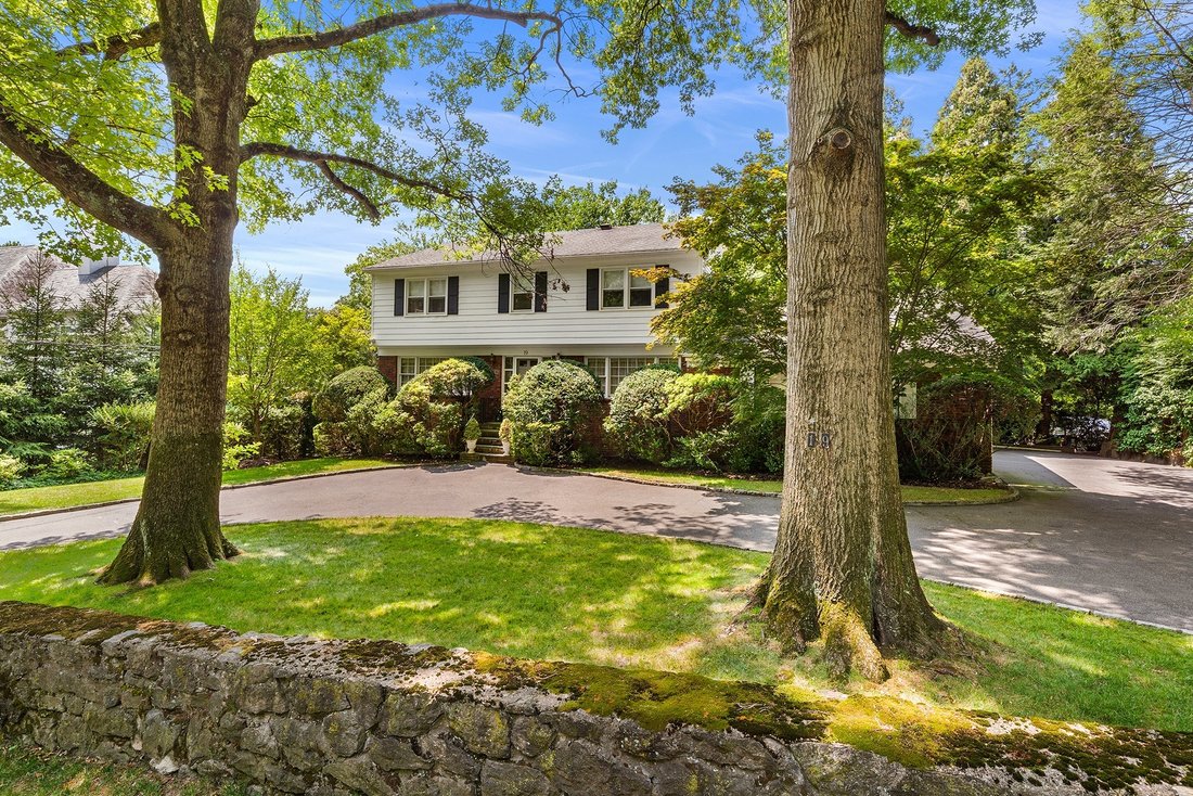 House in Bronxville, New York, United States 1 - 18567573