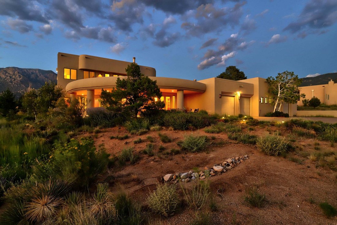 House in Albuquerque, New Mexico, United States 4 - 18550852