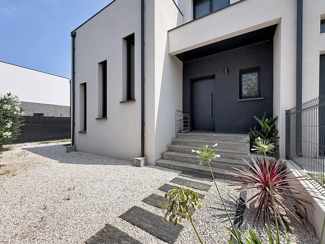 House in Saint-Cyprien, Occitania, France 5 - 18567525