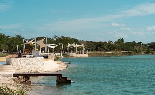 Land in Cancún, Quintana Roo, Mexico 1