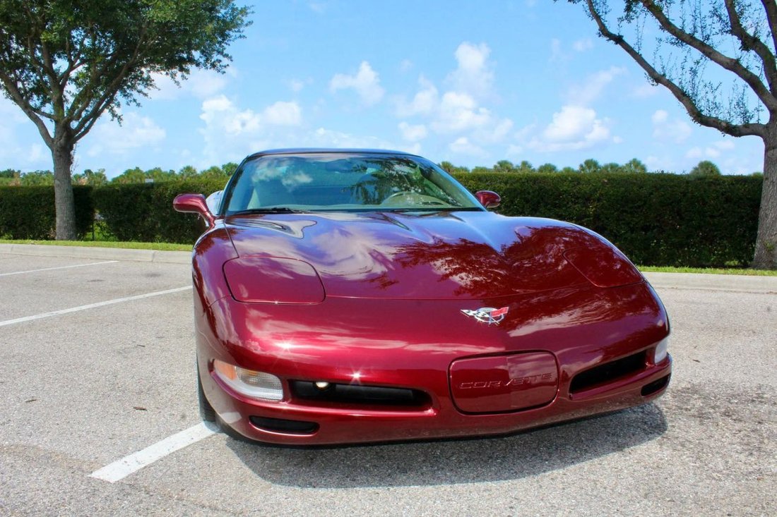 Coupe in Sarasota, FL, United States 5 - 18568190
