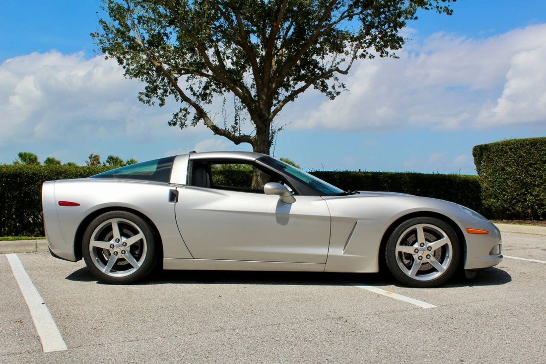 Coupe in Sarasota, FL, United States 2 - 18568157
