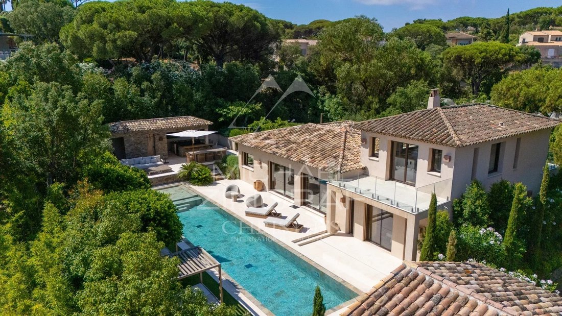 Villa in Ramatuelle, Provence-Alpes-Côte d'Azur, France 1 - 18567881