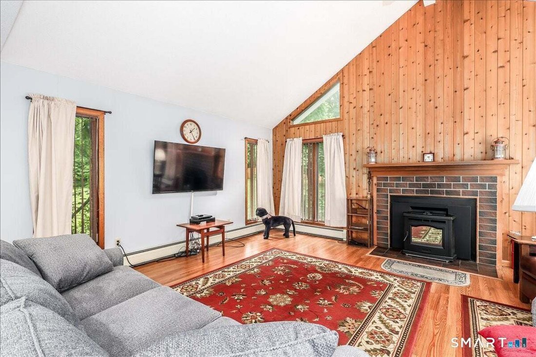 House in Brookfield, Connecticut, United States 4 - 18570556