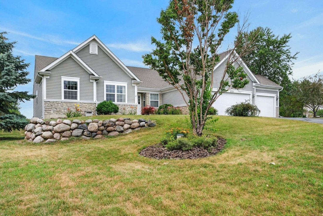 House in Fox Lake, Illinois, United States 4 - 18567187