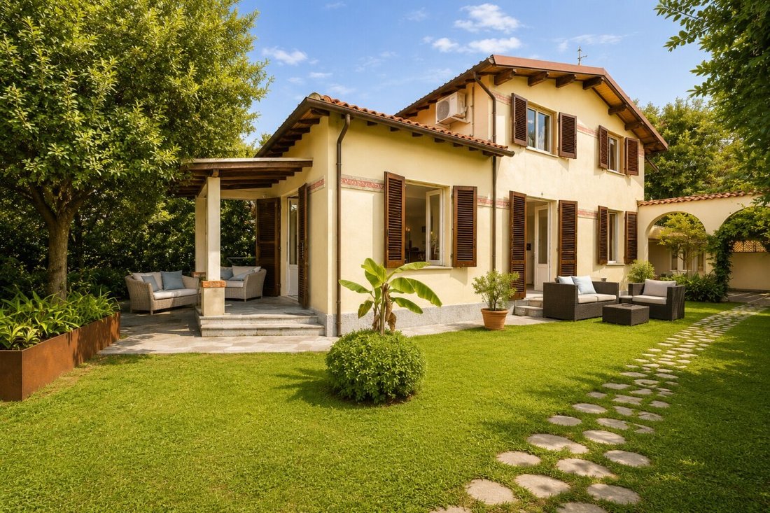 Villa a Tonfano, Pietrasanta, Italia 1 - 18568598