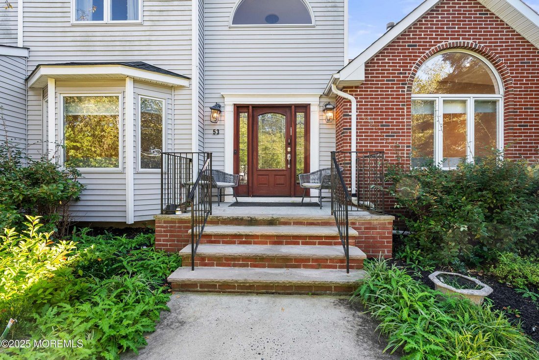 House in Tinton Falls, New Jersey, United States 3 - 18567011