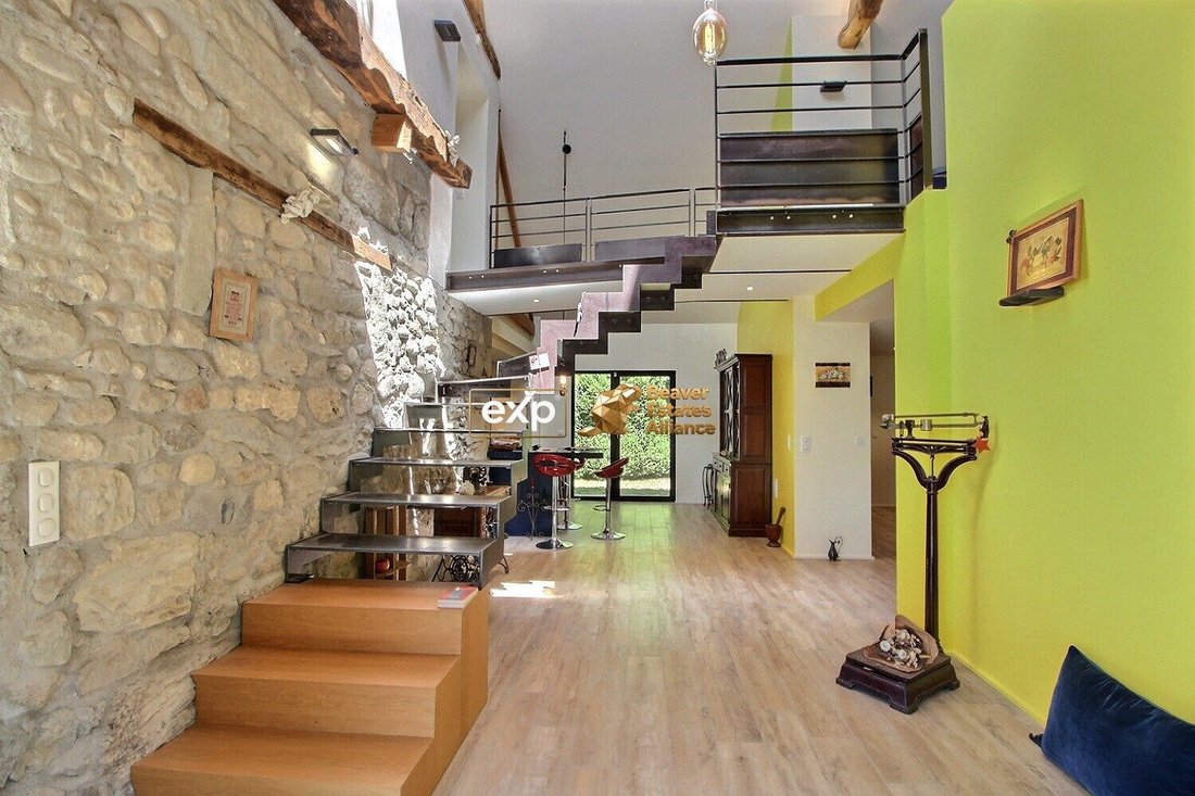House in Saint-Ours, Auvergne-Rhône-Alpes, France 3 - 18570459