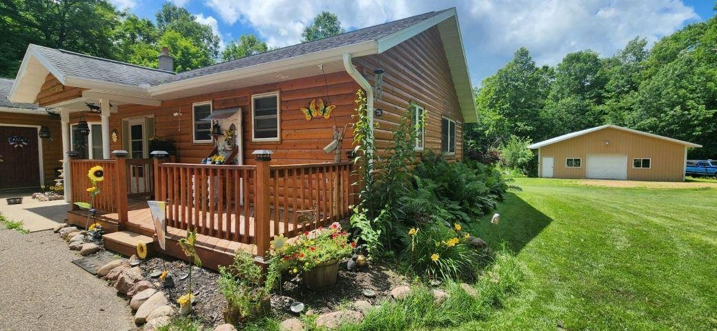 House in Bowler, Wisconsin, United States 1 - 17786850
