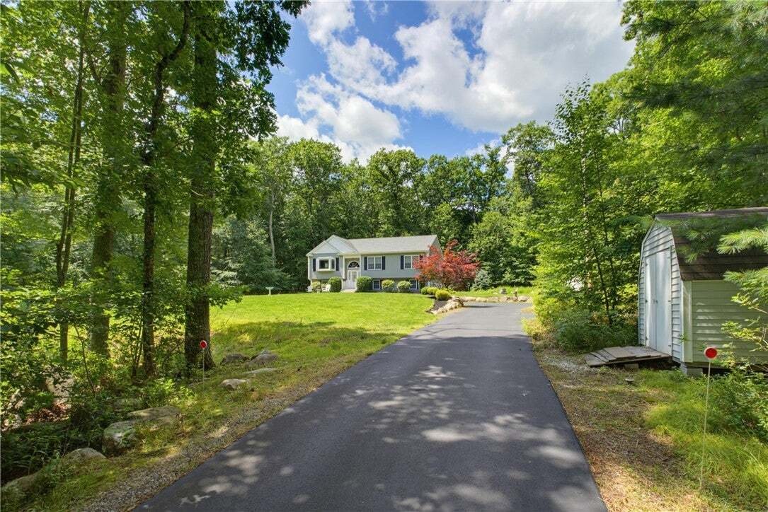 House in Coventry, Rhode Island, United States 3 - 18570597