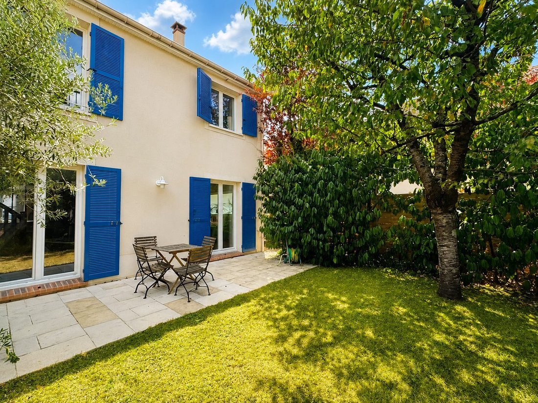 House in Montesson, Ile-de-France, France 1 - 18570395