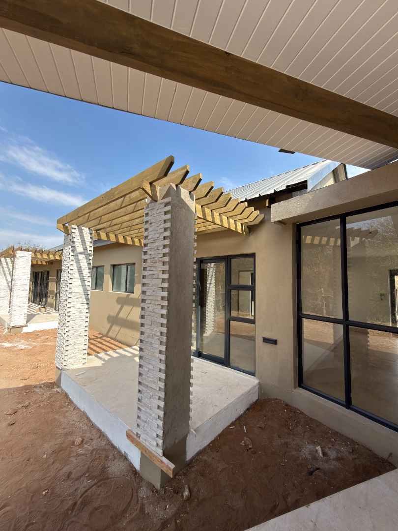 House in Hoedspruit, Limpopo, South Africa 5 - 17363654