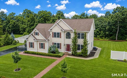 House in Southington, Connecticut, United States 1