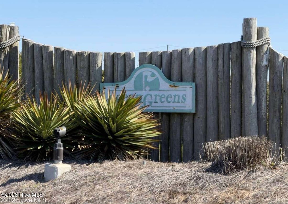 Townhouse in Oak Island, North Carolina, United States 1 - 18568672