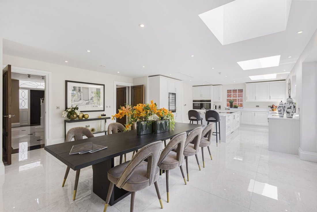 House in Cuffley, Northaw, England 4 - 18568541