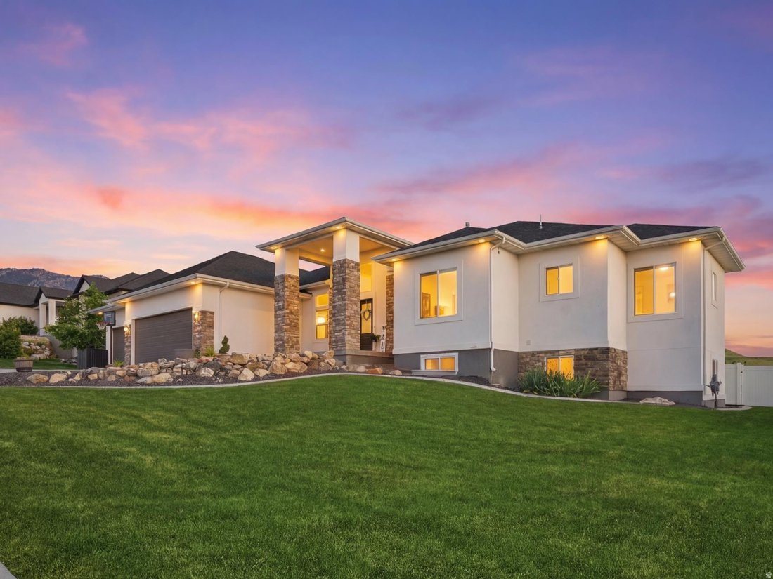 House in Smithfield, Utah, United States 1 - 18082606