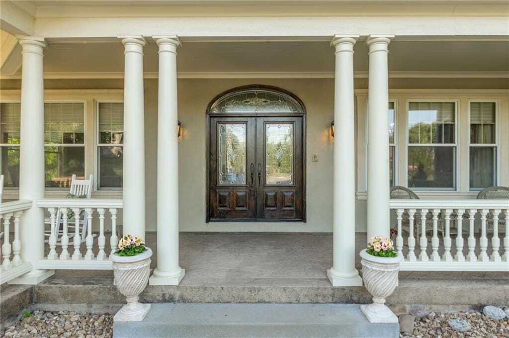 House in Parkville, Missouri, United States 2 - 18570258