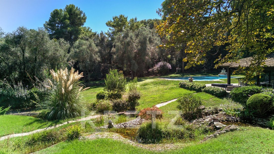 Villa in Mougins, Provence-Alpes-Côte d'Azur, France 3 - 15241194